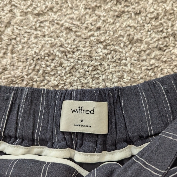 Wilfred Side Tie Pinstripe Shorts - Picture 4 of 6